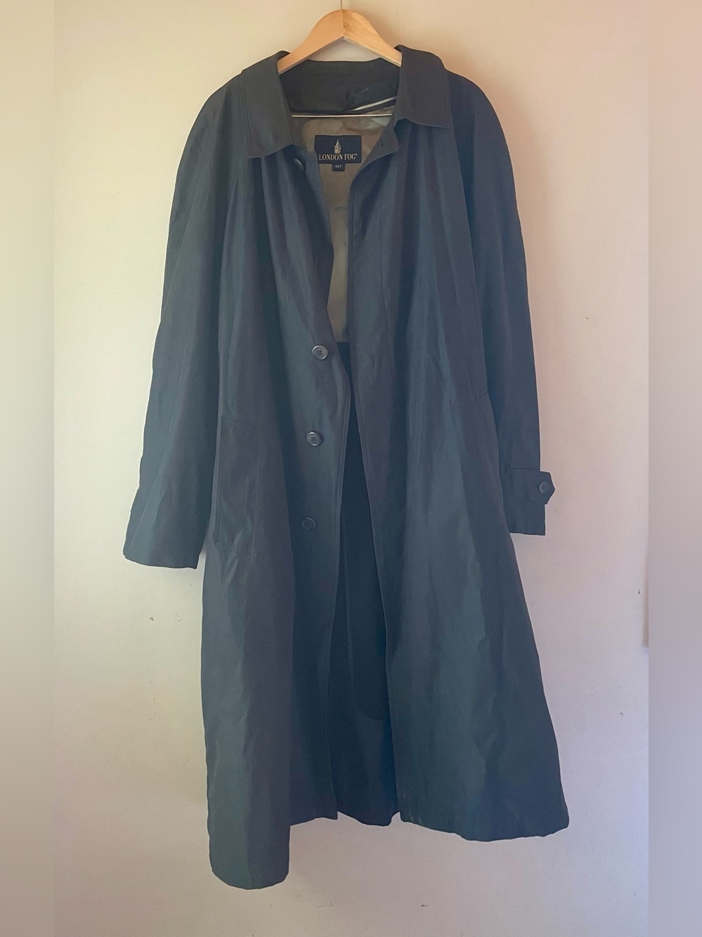 🐱 London Fog | Men’s VINTAGE Black Trench Coat 44T